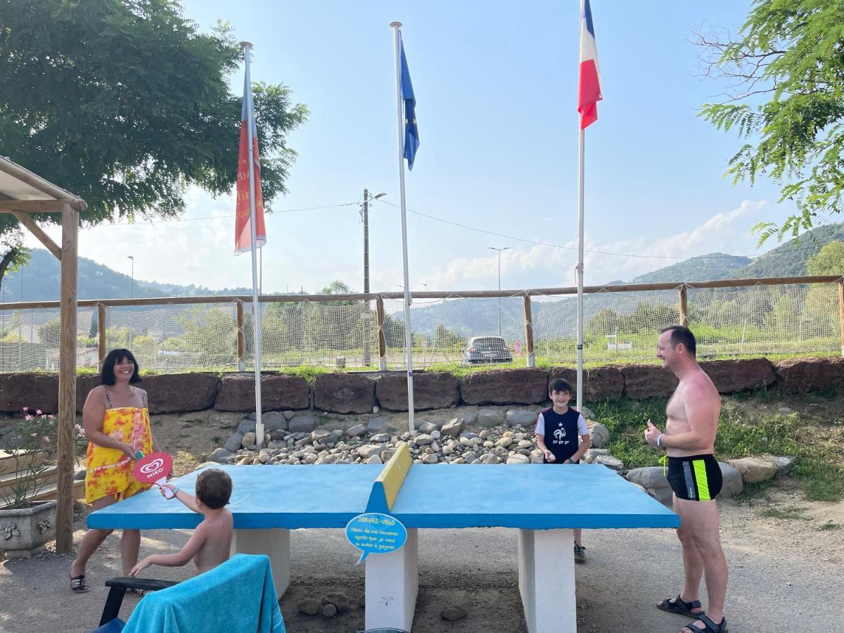 Camping Paradis Family Des Issoux Lalevade-dʼArdèche Eksteriør bilde